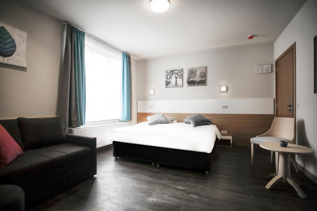 Hotel Antwerp Inn Hotel 3*