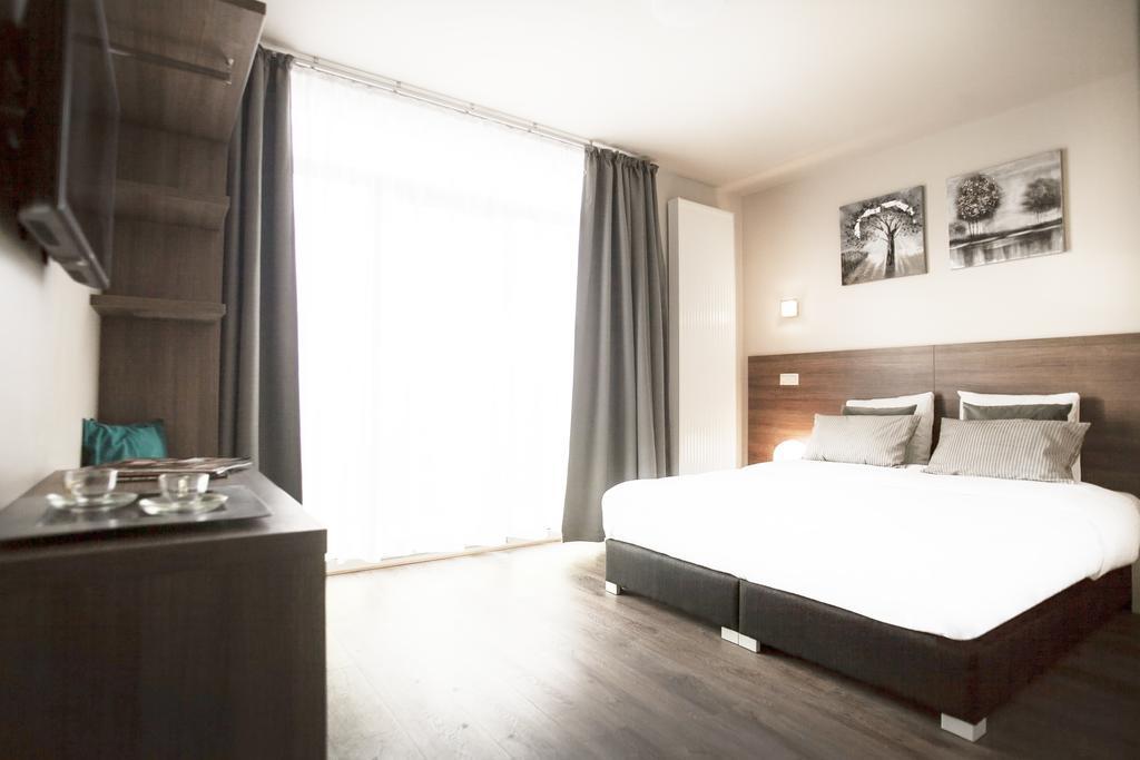 Antwerp Inn Hotel
